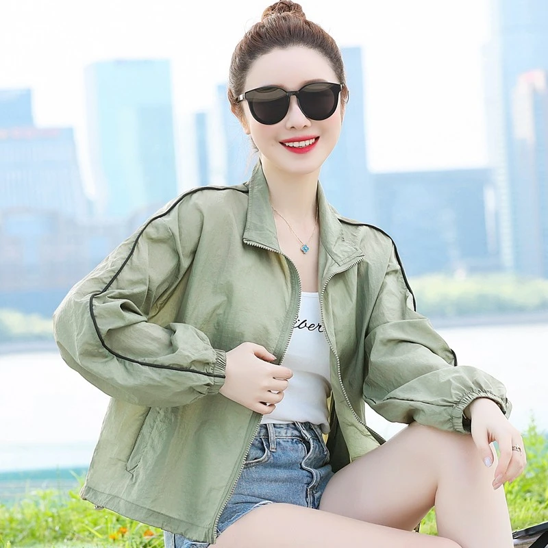 短款防晒衣女外穿2025夏季外套轻薄透气连帽防紫外线宽松薄款外套