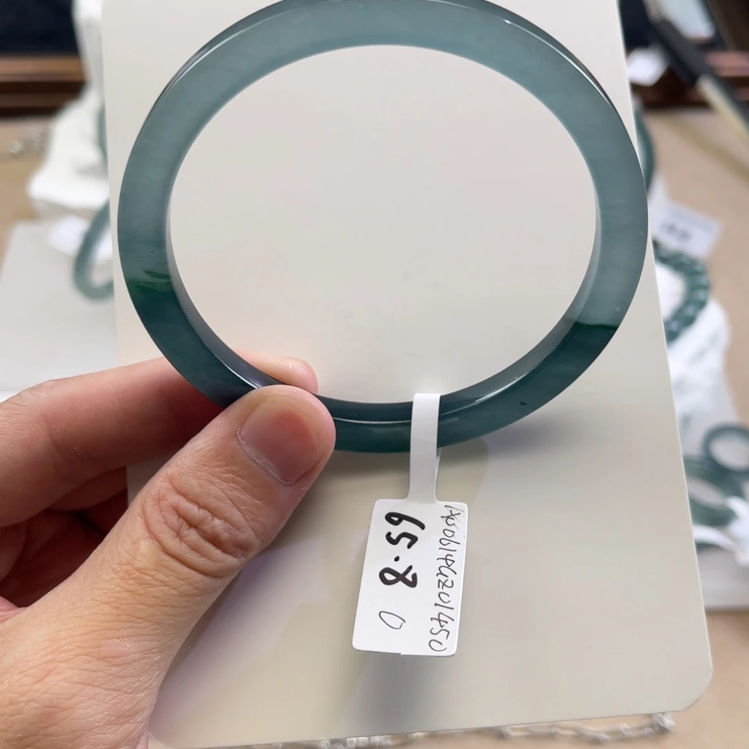 翡翠手镯未镶嵌何***e65.80