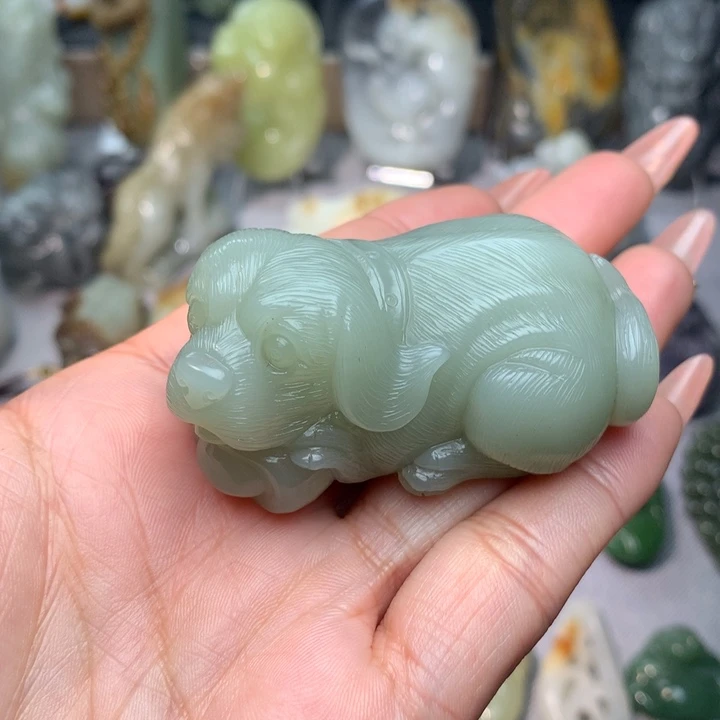 和田玉挂件未镶嵌法*