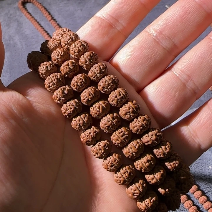 金刚菩提吊坠尤*?睡觉咯哦哦谢谢