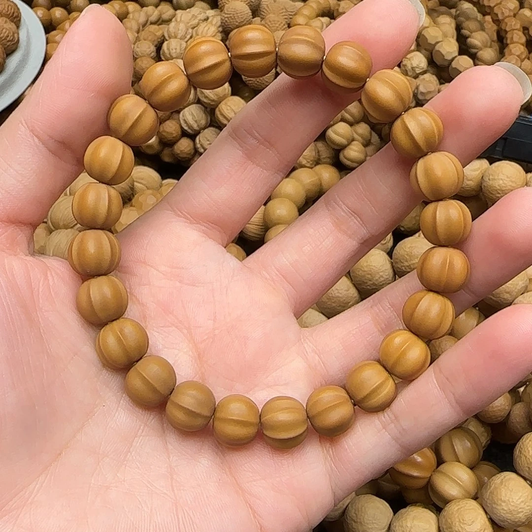 小***熊吊坠猴头核桃全品鲨鱼