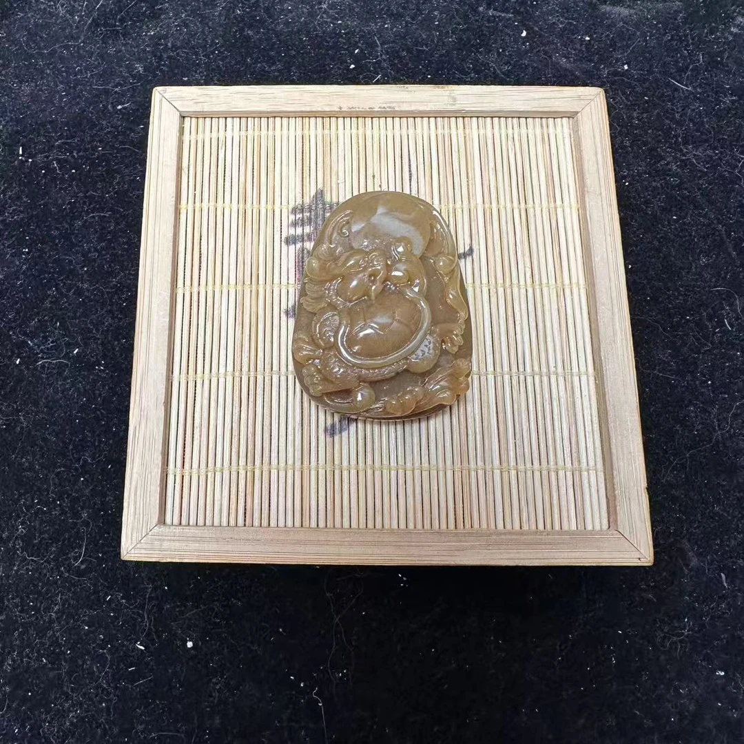 和田玉荣归故里吊坠1922