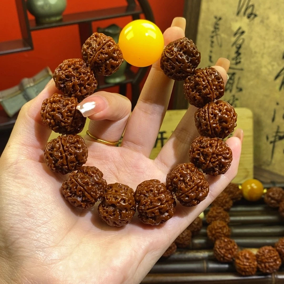 吊坠金刚菩提235. M