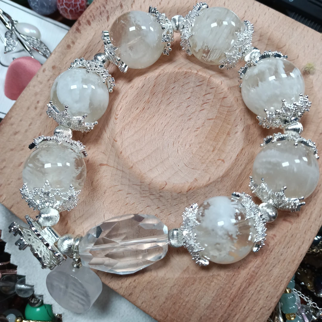 一只飘～设计款：雪花幽灵2