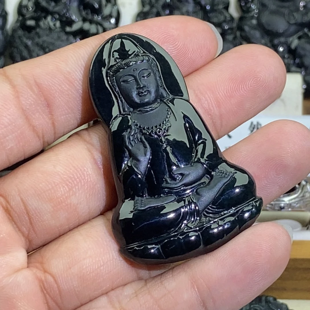 颈饰未镶嵌翡翠素衣观音
