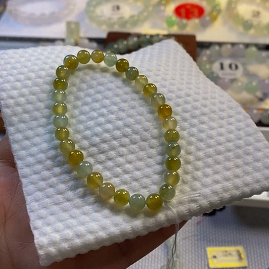 定制翡翠未镶嵌翡翠.