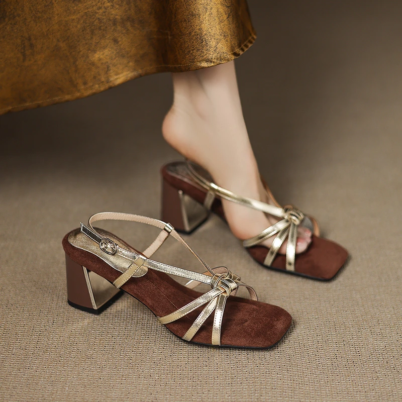 韩版时尚一字凉鞋女可以百搭粗跟通勤简约百搭露趾高跟凉鞋