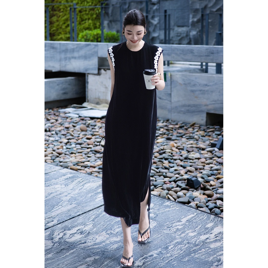 高级感真丝丝绒连衣裙女优雅气质大码女装袖口刺绣宽松遮肉长裙子