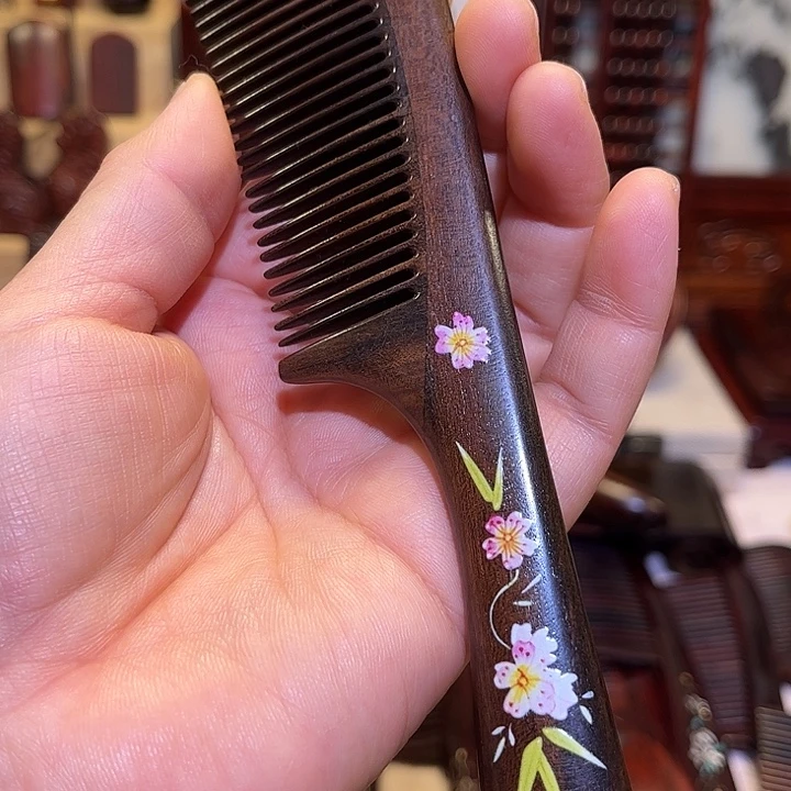 奥氏黄檀（白酸枝）红木手柄梳子