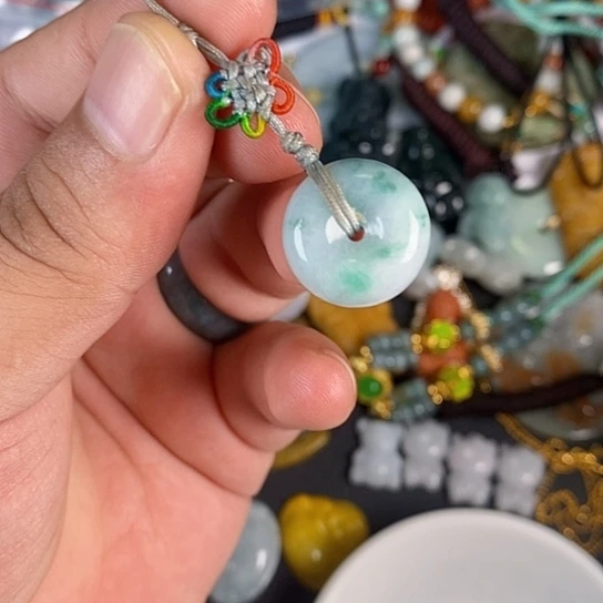 翡翠未镶嵌颈饰天然翡翠