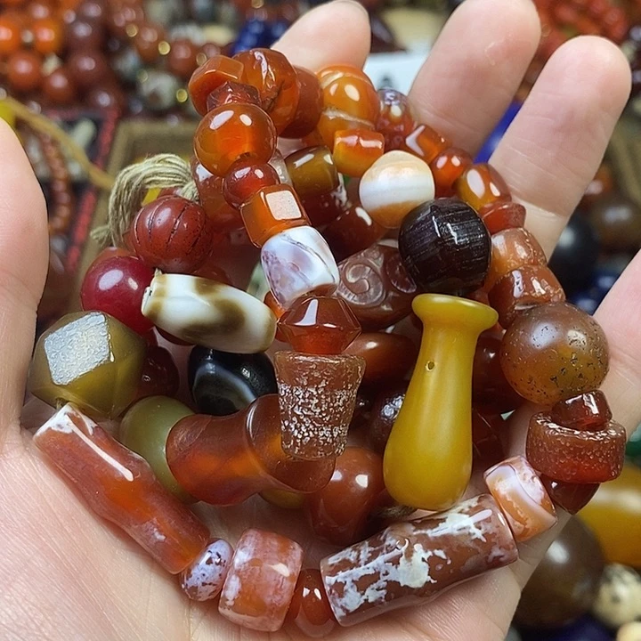 未镶嵌颈饰玛瑙/玉髓