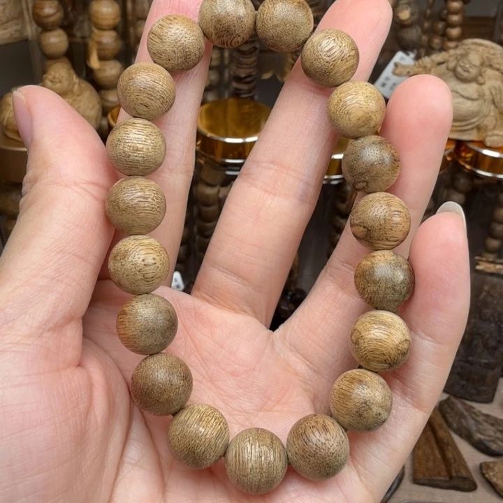 沉香沉香碎屑是**呀文莱沉香1.1的8克