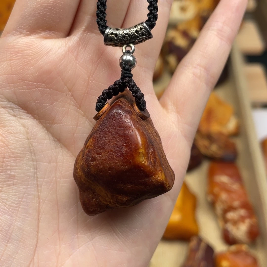 琥珀未镶嵌珠宝奇石