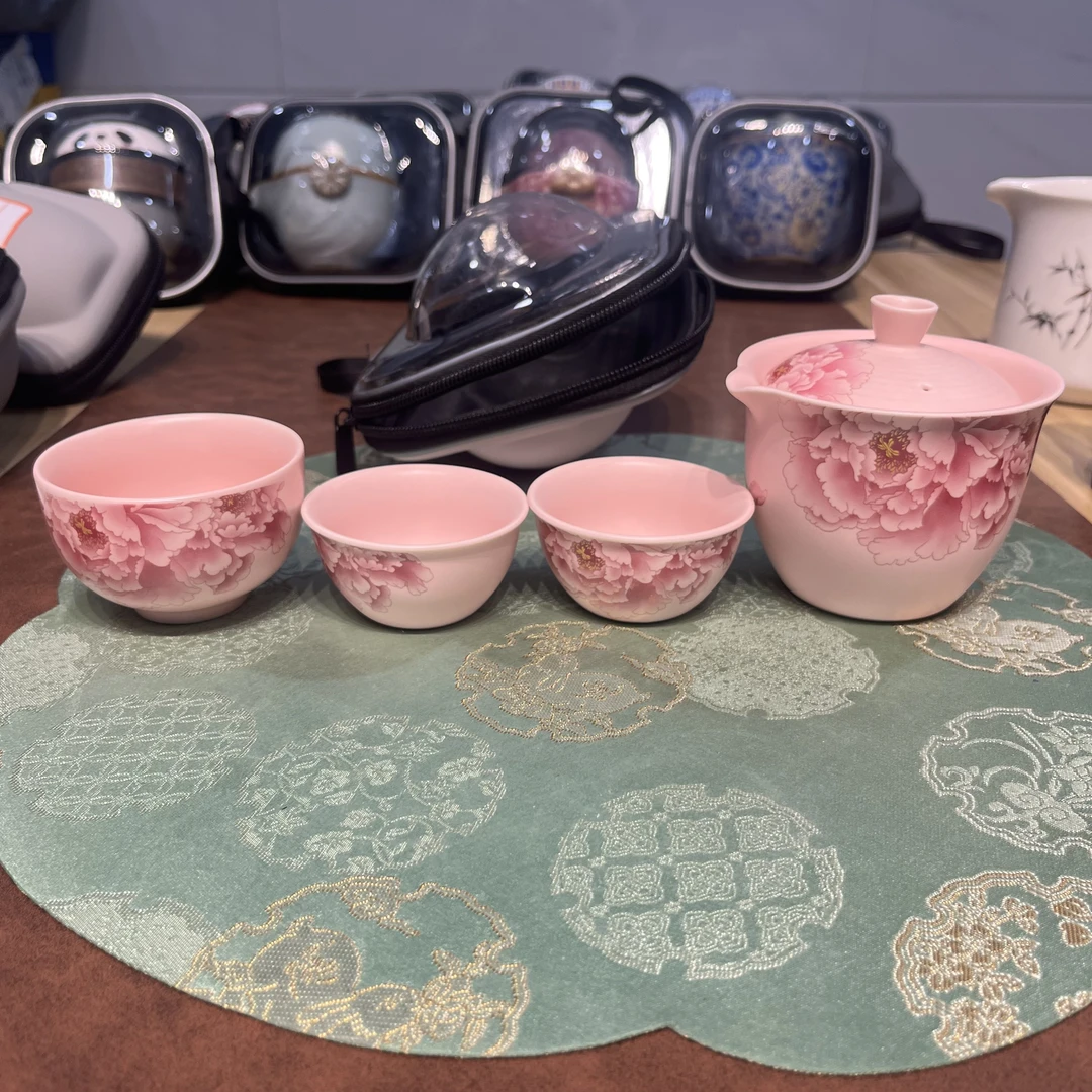C185粉汝国色天香旅行功夫茶具套装一壶两杯户外家用便携泡茶壶