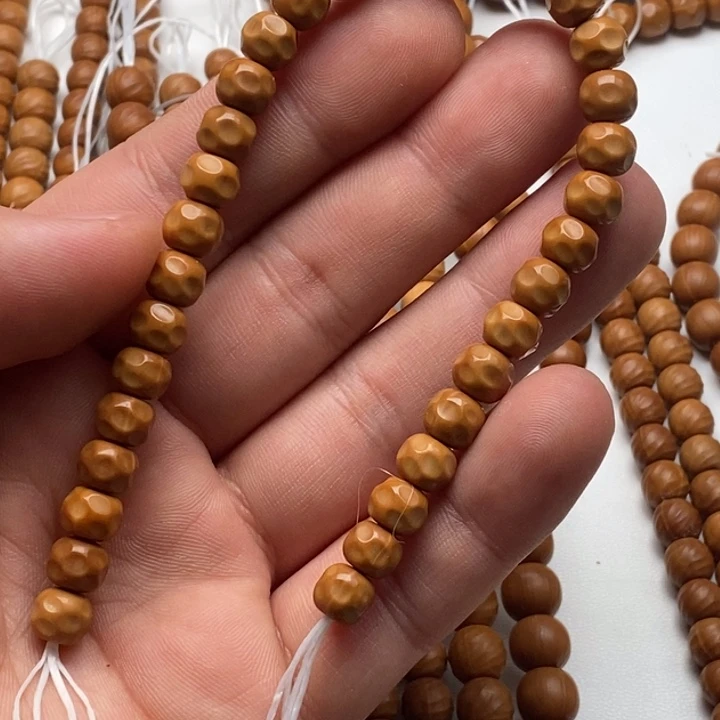 H***H吊坠猴头核桃奶酪手串