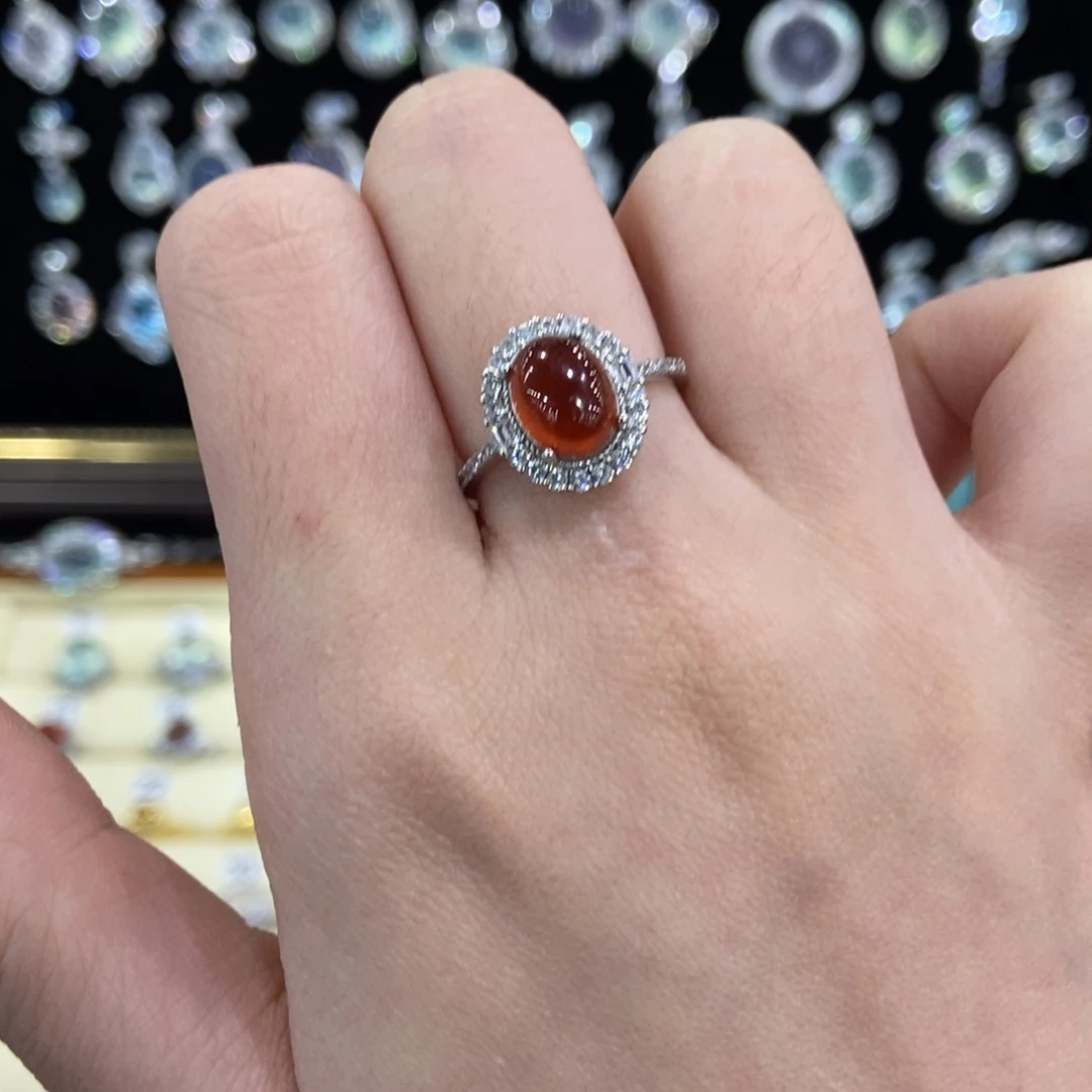 银S925镶嵌石榴石戒指