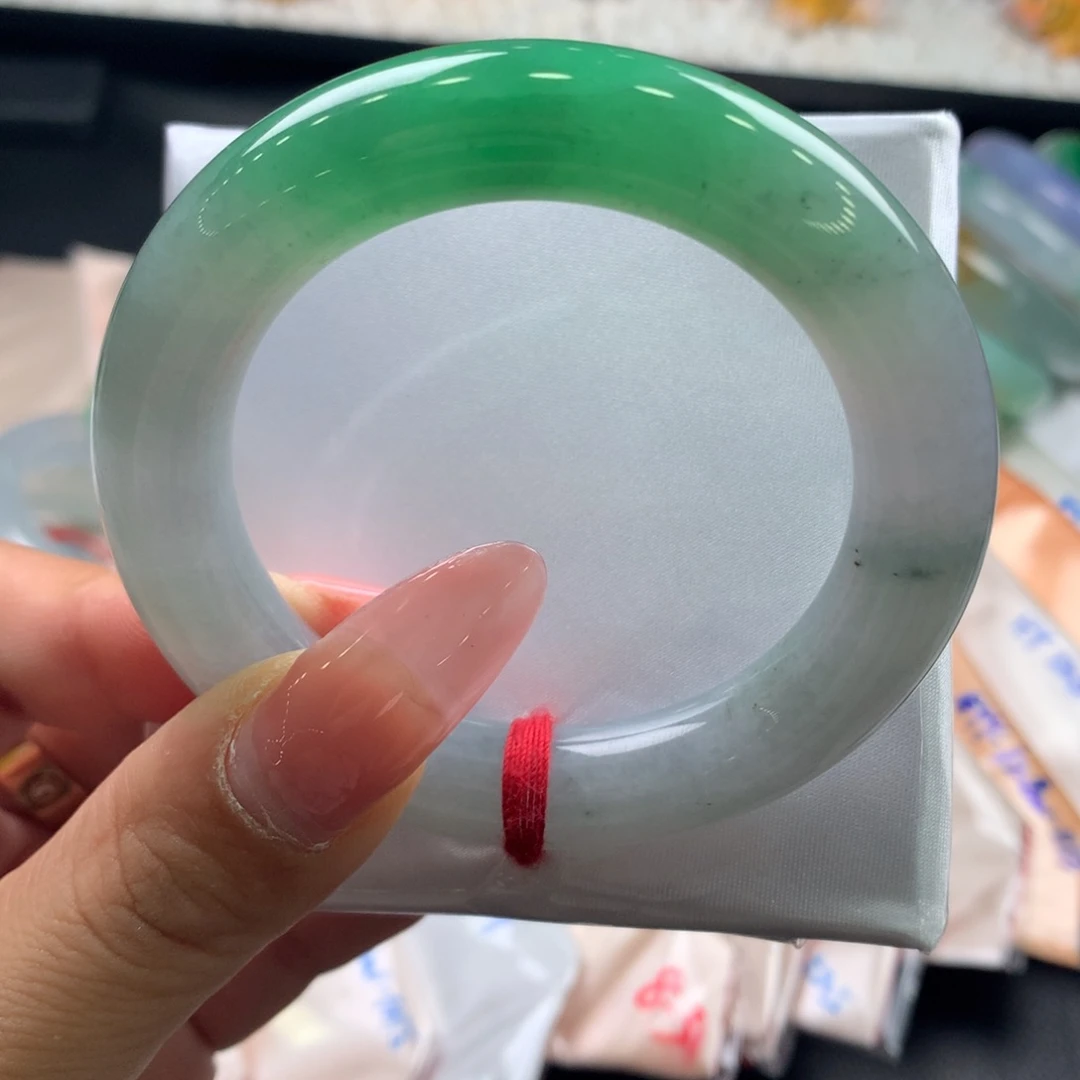 翡翠未镶嵌手镯51.2圆条