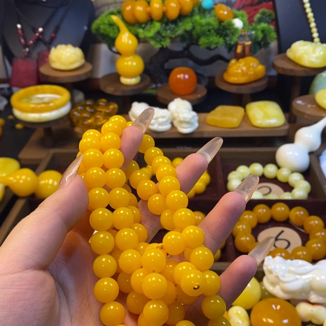 8***丫鸡油黄满蜜卡10手串一条