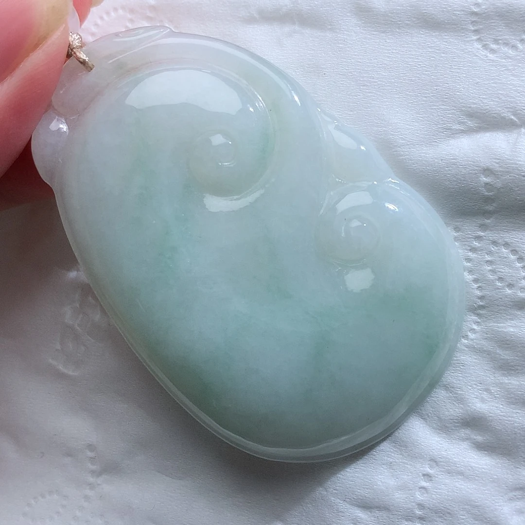 翡翠未镶嵌颈饰379