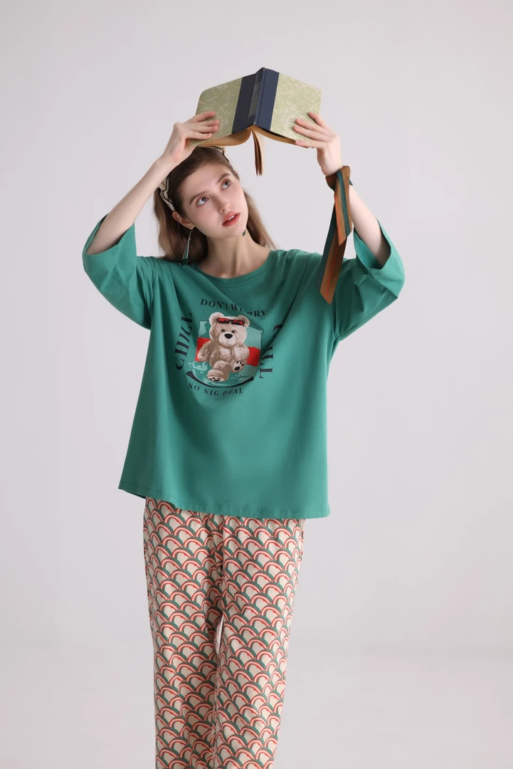 亲亲吾衣开供暖空调可穿春秋女士七分袖休闲套装