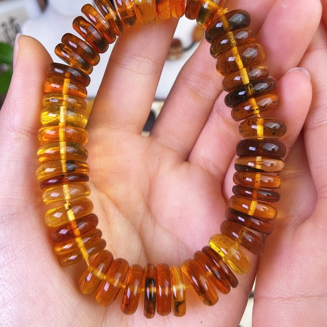 琥珀珠宝奇石未镶嵌，