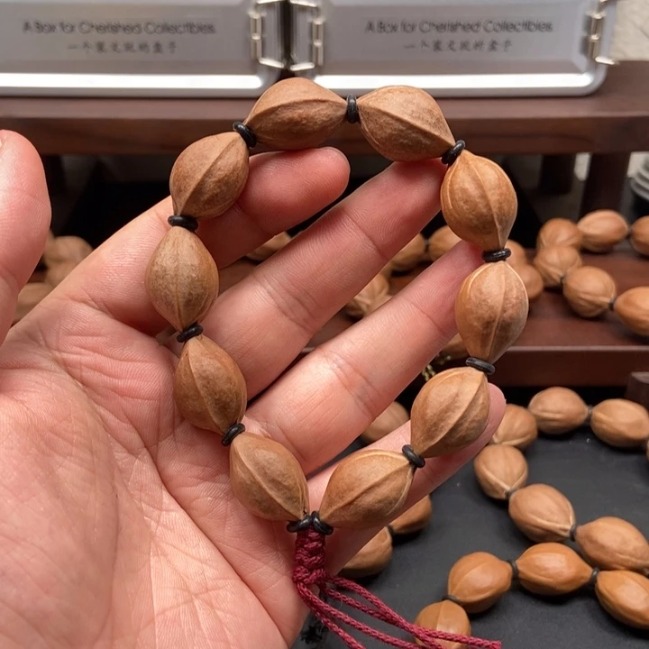 橄榄核手串1525三花