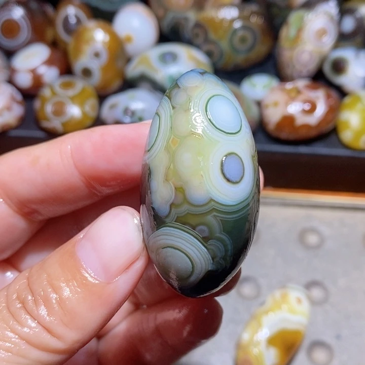 未镶嵌玛瑙/玉髓珠宝半成品177