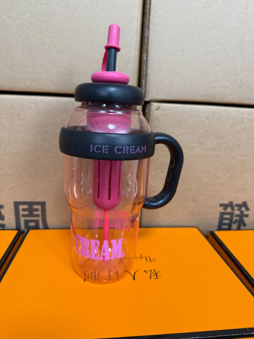 大容量水杯高颜值夏季杯子塑料杯女生便携吸管大肚吨吨杯be