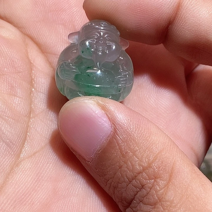 定制石英质玉（非洲翠）未镶嵌挂件