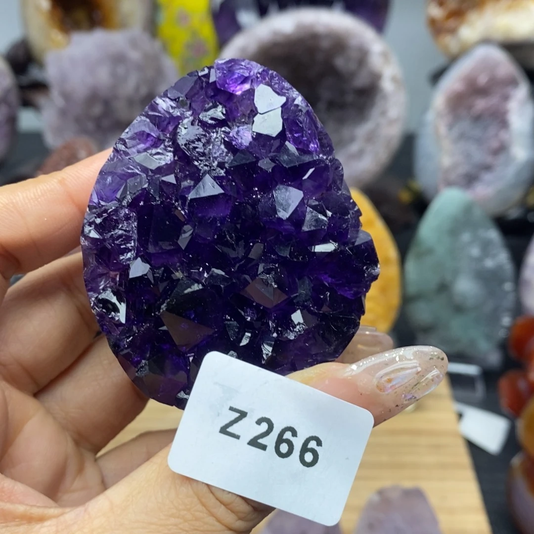 未镶嵌大型摆件（非配饰）水晶