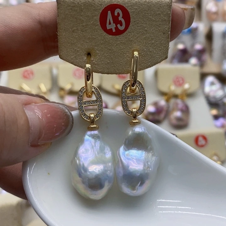 银S925镶嵌淡水珍珠耳饰