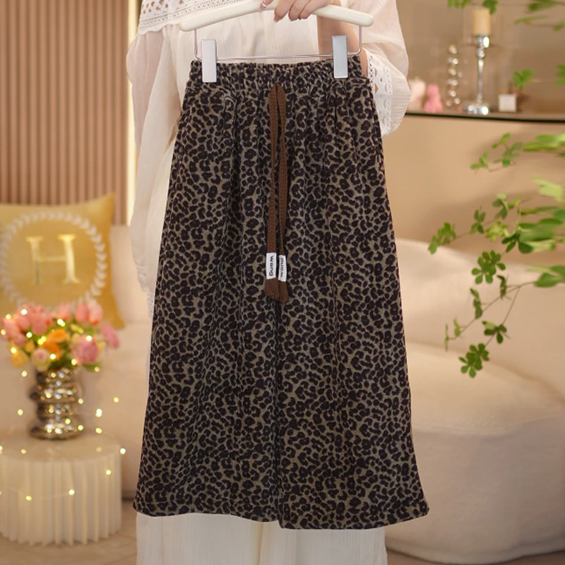 【小闺蜜】女童秋冬季2025新款洋气时髦加绒加厚豹纹阔腿裤-8941