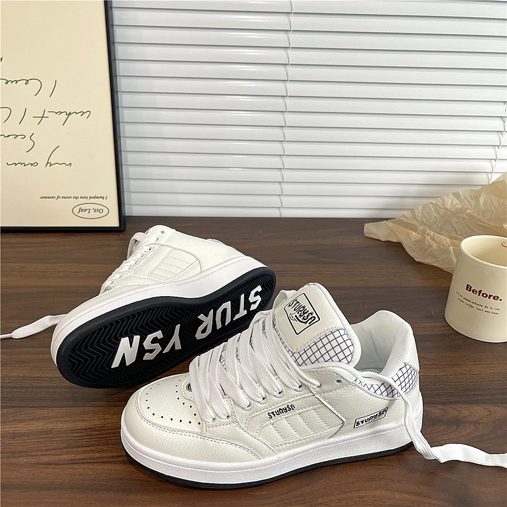 港风小众百搭面包鞋女2025年秋季新款德训板鞋运动休闲小白鞋子男