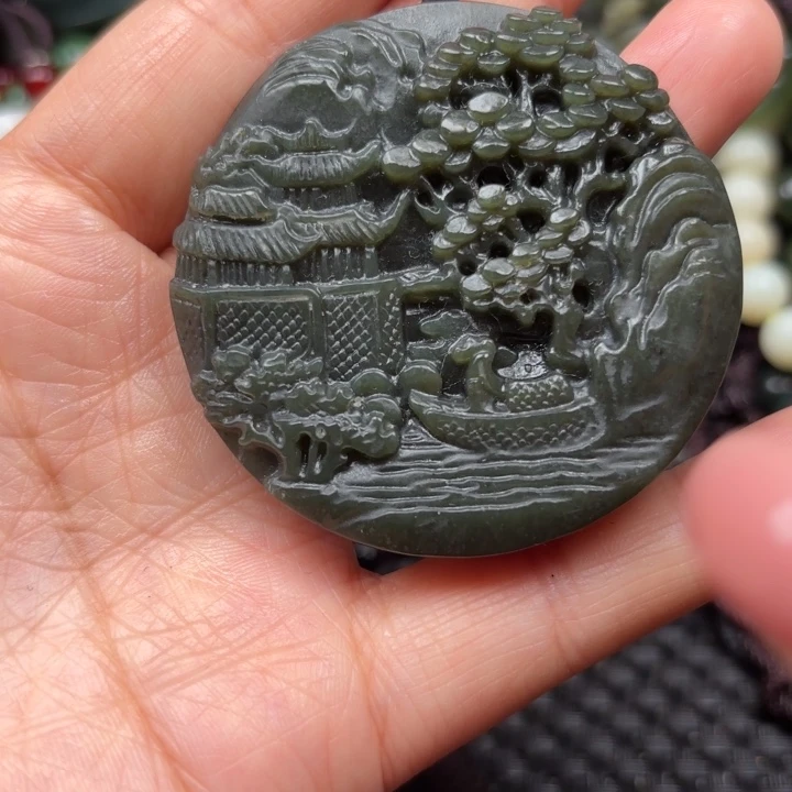 和田玉颈饰未镶嵌