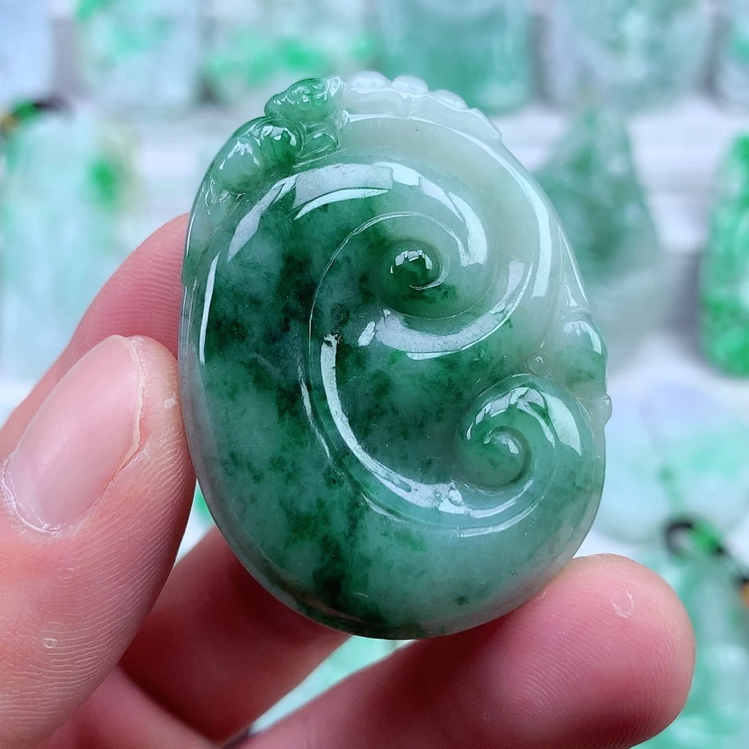 翡翠未镶嵌颈饰翡翠吊坠