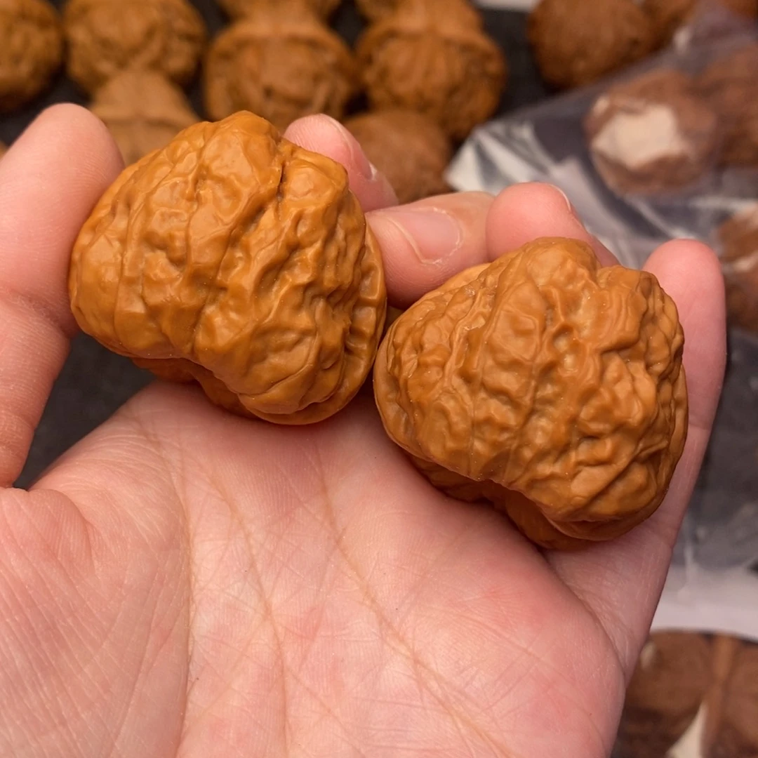 文玩核桃把件向**蛤蟆37