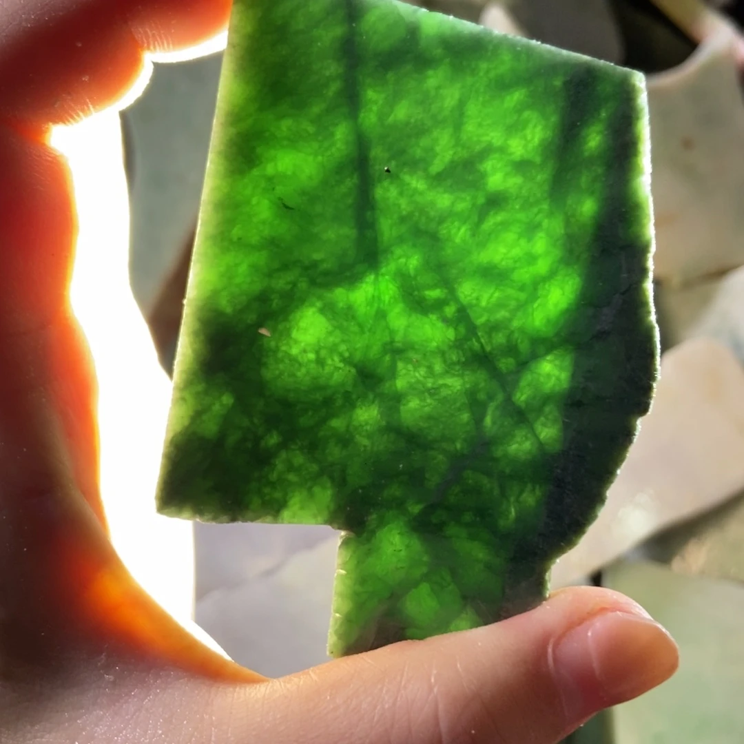 翡翠未镶嵌挂件天然翡翠