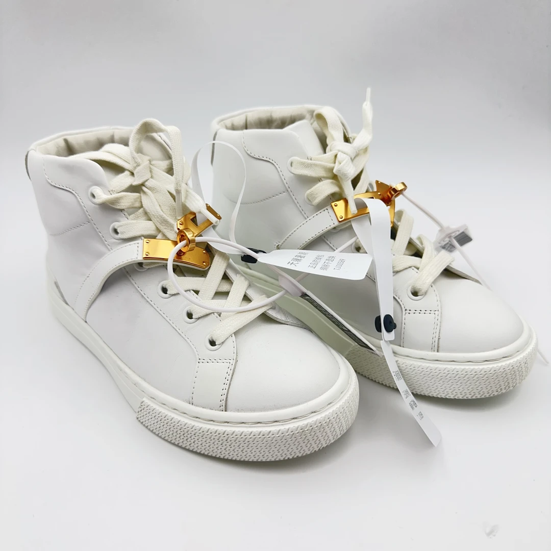 99新 Hermes/爱马仕 Kelly玫瑰金扣小白鞋/35码/公价1.2w/00589