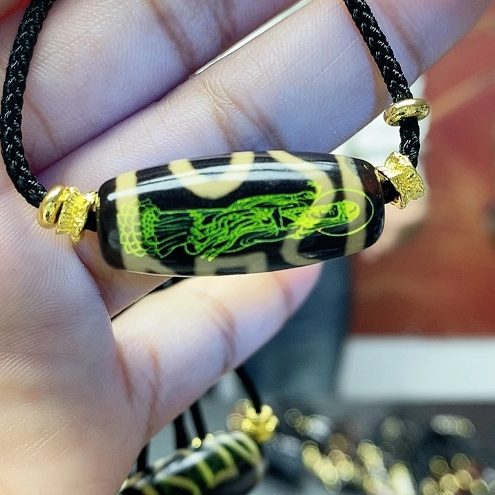 玛瑙/玉髓合金颈饰