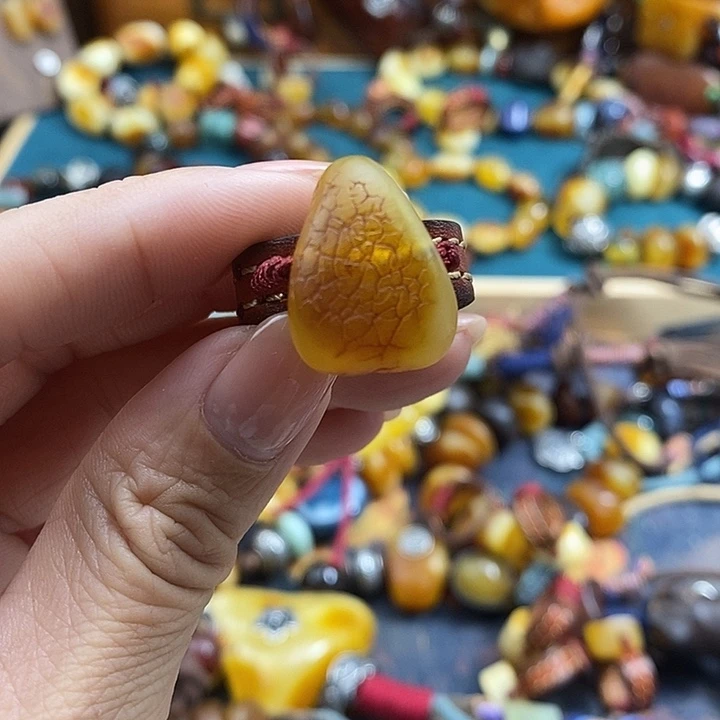 南***主蜜蜡未镶嵌戒指戒指