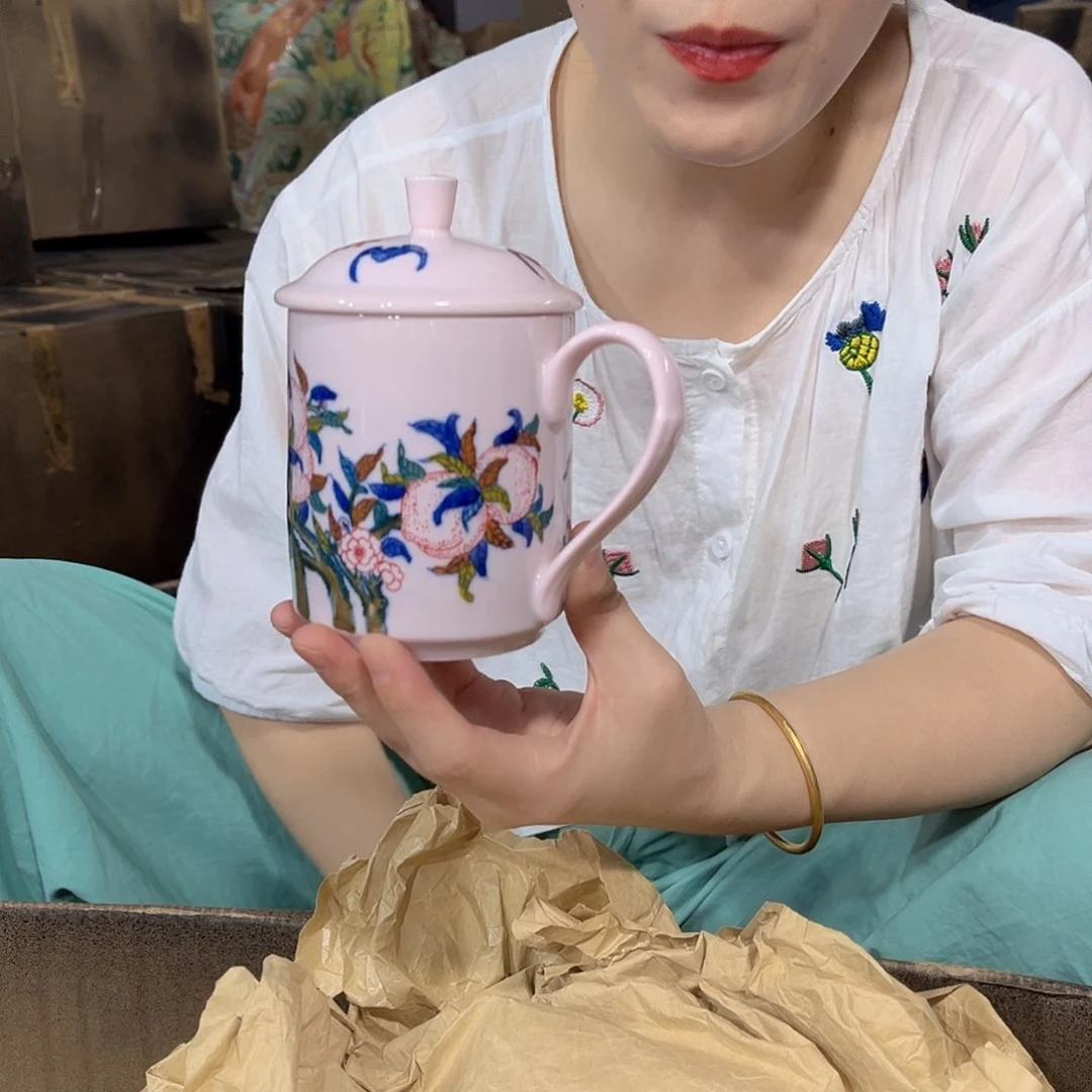 摆件//////景德镇陶瓷瓷器。红。