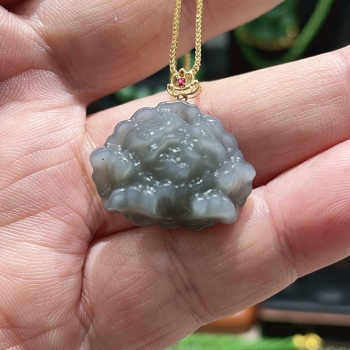 和田玉18K金镶嵌戒指