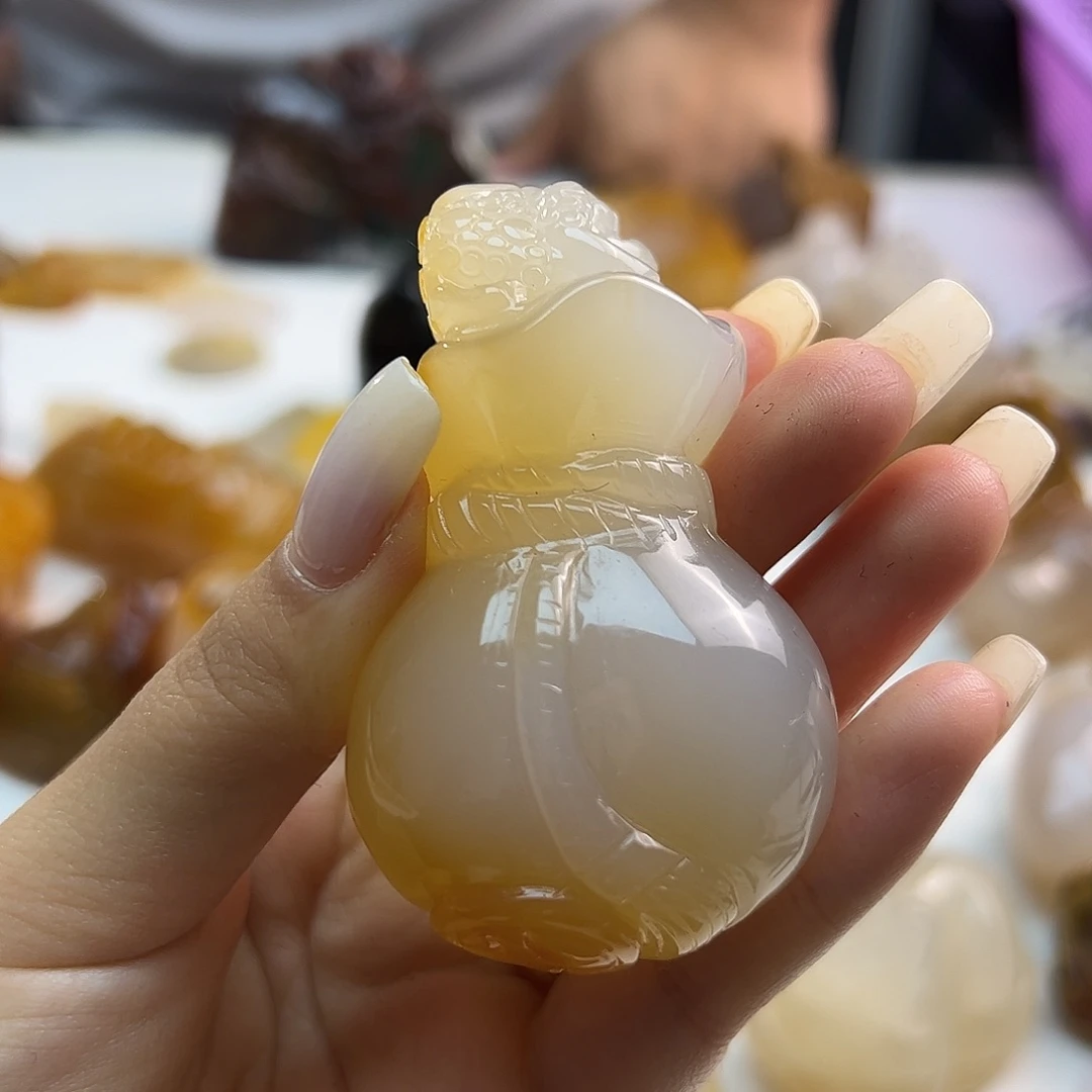 玛瑙/玉髓未镶嵌颈饰