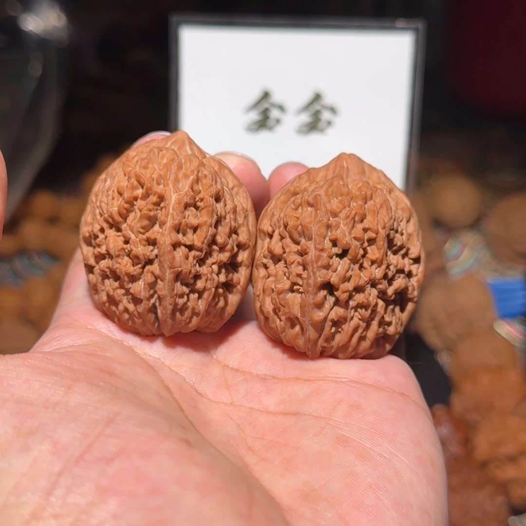 核桃把件1466大蒜头，尺寸38 40 43
