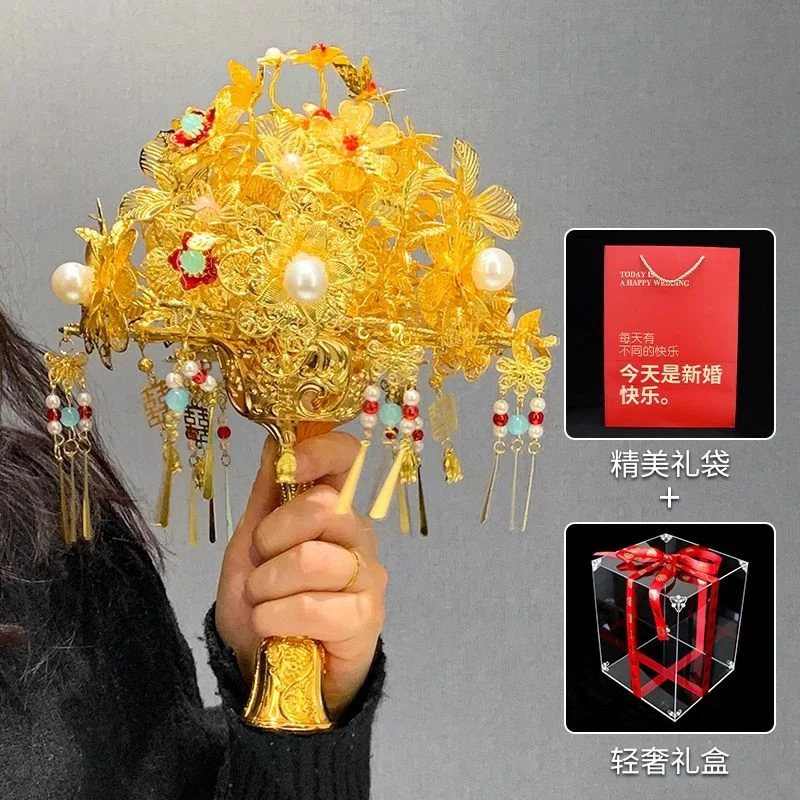 新疆西藏包邮金色手捧花高级材料中式婚礼新娘新婚秀禾旗袍闺蜜结