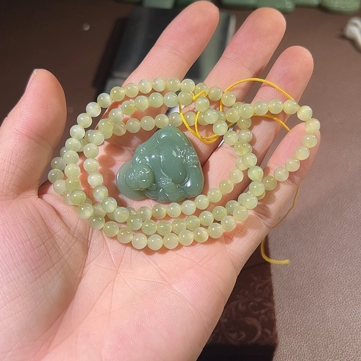 只***铁和田玉（糖玉）未镶嵌笔搁