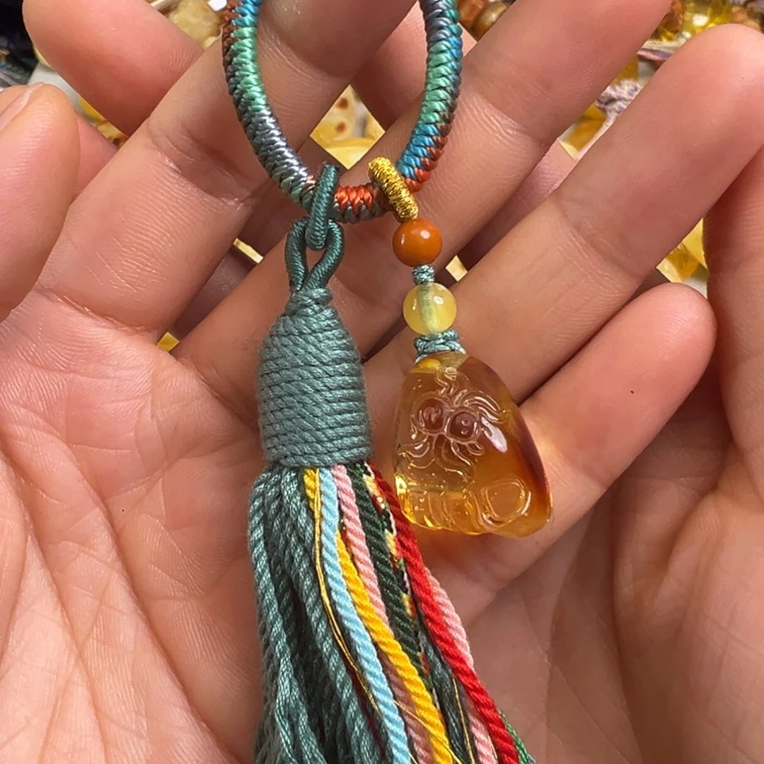 未镶嵌琥珀裸石琥珀