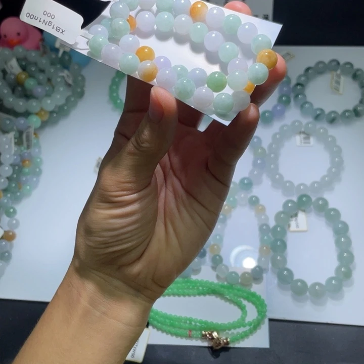 未镶嵌手串翡翠多样性发其一