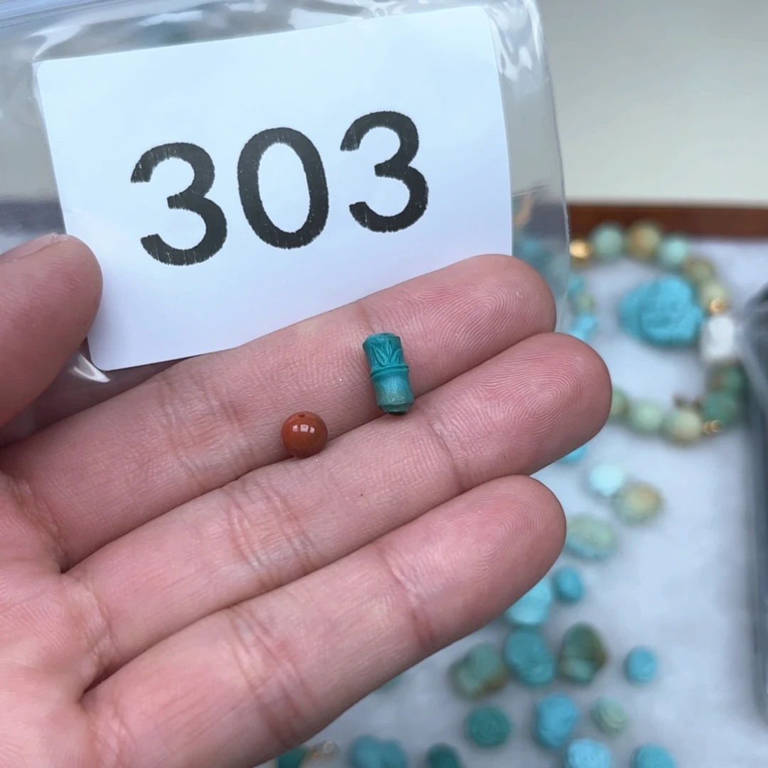 南红玛瑙未镶嵌珠宝奇石