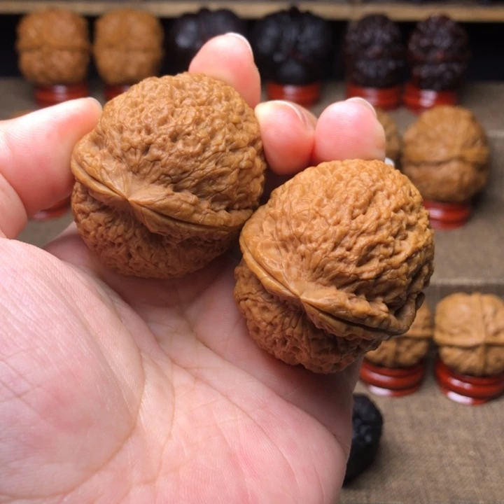 文玩核桃把件83罗汉头